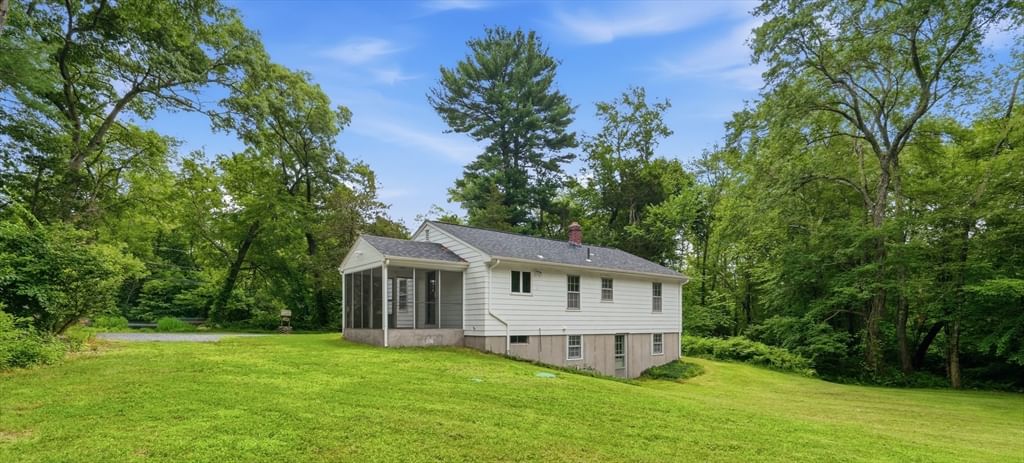 292 Anawan St Rehoboth — Photo 30 of 31
