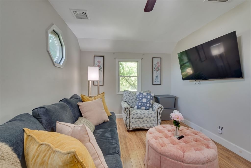 254 Lakeside Road Hanson — Photo 11 of 42