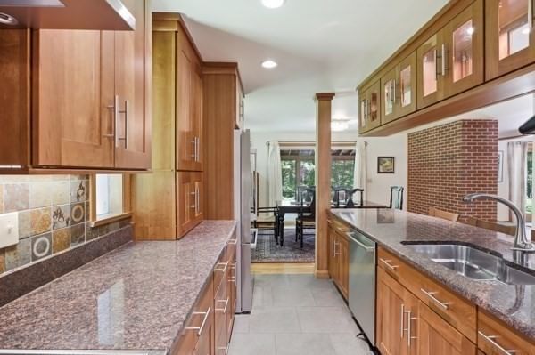297 Reedy Meadow Rd Groton — Photo 11 of 42