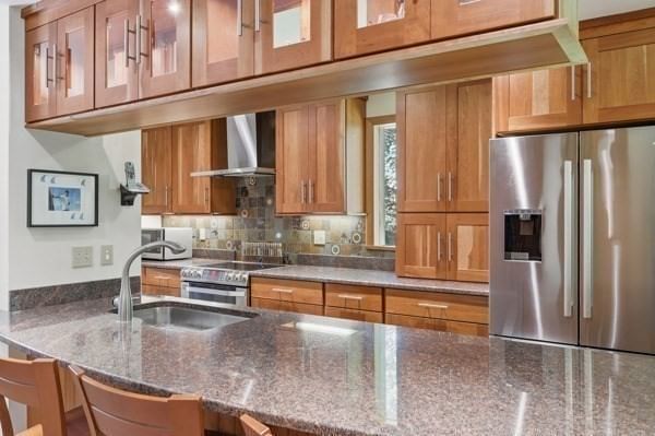 297 Reedy Meadow Rd Groton — Photo 8 of 42