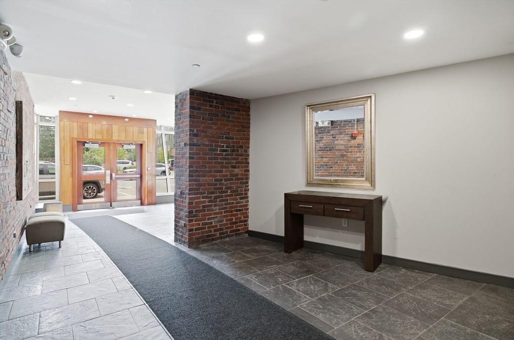 99 Chestnut Hill Ave #307 Boston — Photo 3 of 29