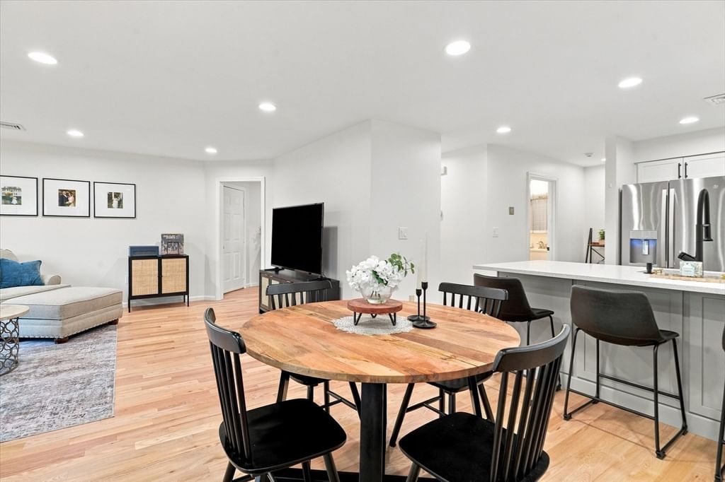 37 Constitution Ln #39 Danvers — Photo 14 of 42
