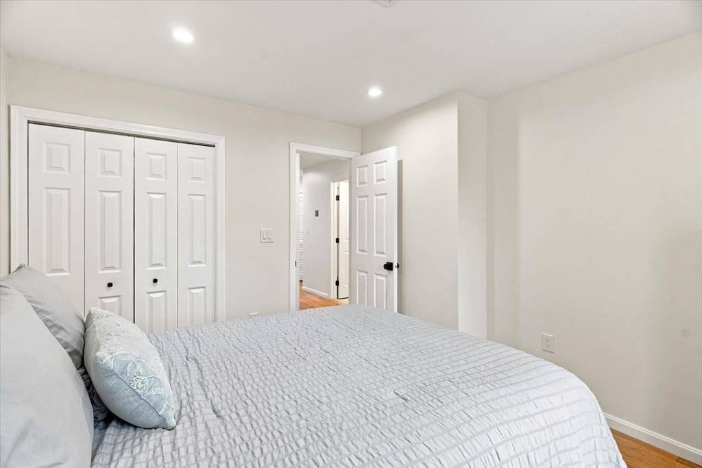 37 Constitution Ln #39 Danvers — Photo 30 of 42