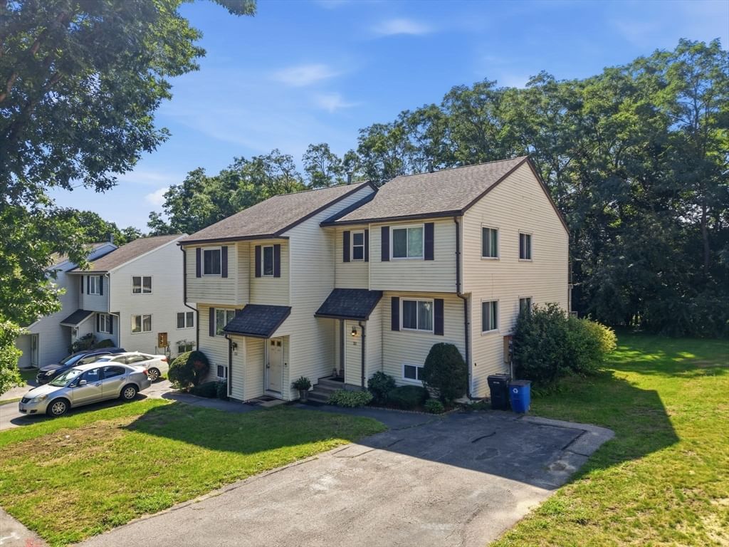 Property at 21 Jefferey Ln #21, Haverhill, MA 01832