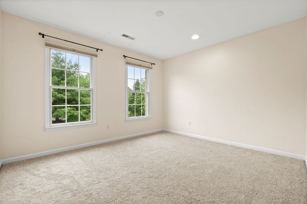 15 Fairways Ln Methuen — Photo 27 of 42