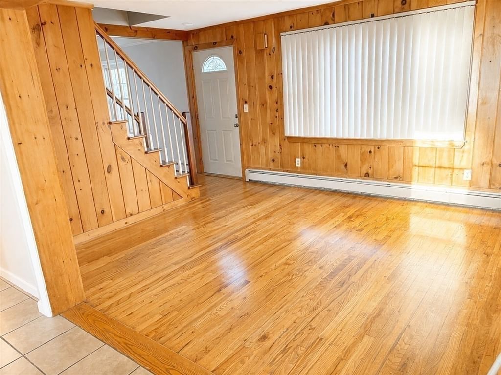 63 Prairie Ave Swansea — Photo 10 of 19