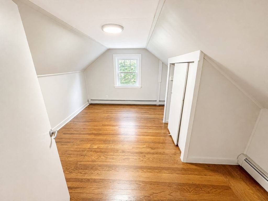 63 Prairie Ave Swansea — Photo 14 of 19