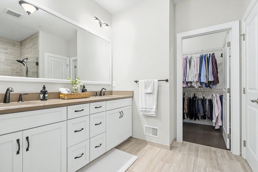 21 Phoebe St #21 Methuen — Photo 13 of 36