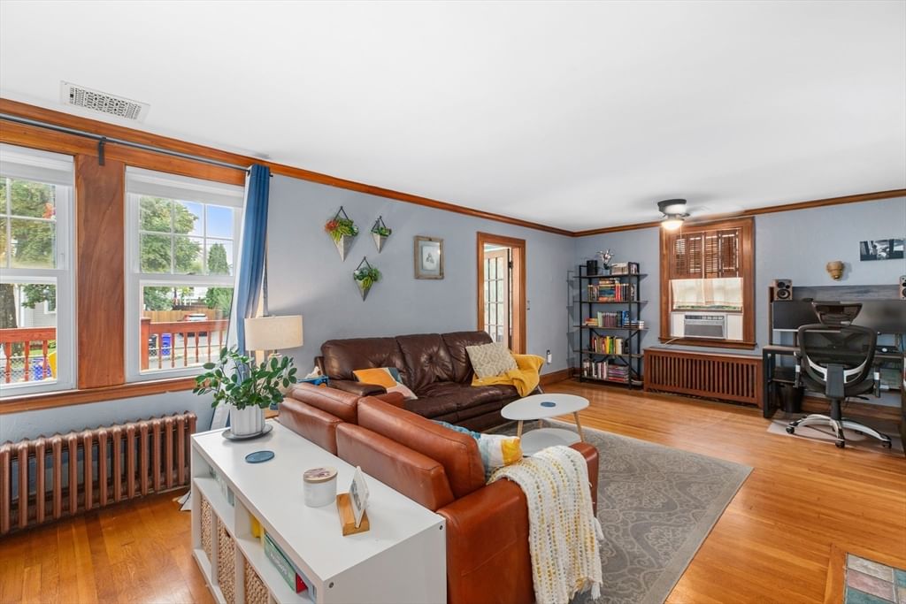 12 Baincroft Rd Malden — Photo 4 of 28