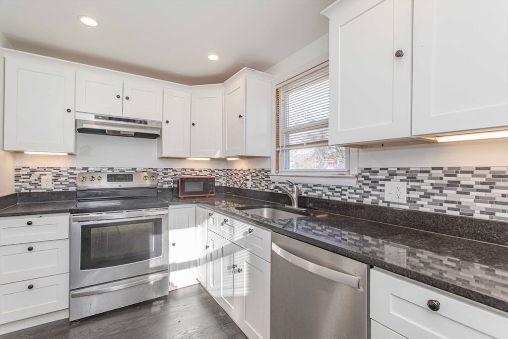 16 Falconer Ave Brockton — Photo 5 of 34