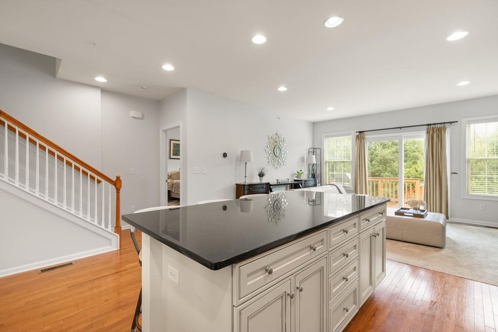6 Dogwood Way #6 Hopkinton — Photo 11 of 39