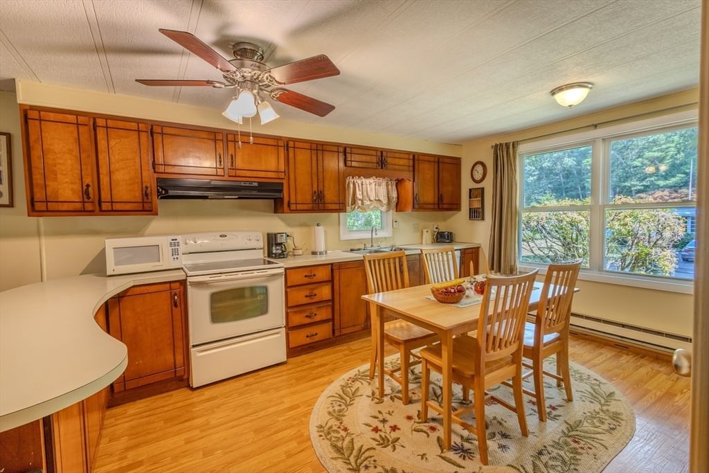 63 Haskell Circle, Lakeville, MA 02367 photo 2