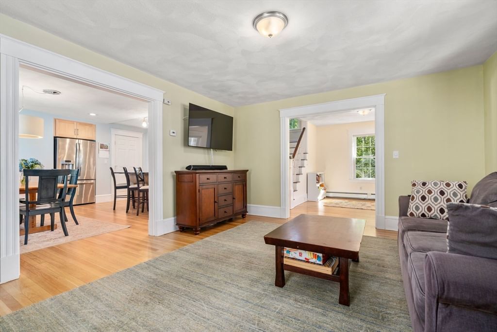 128 Pleasant St Milton — Photo 10 of 27
