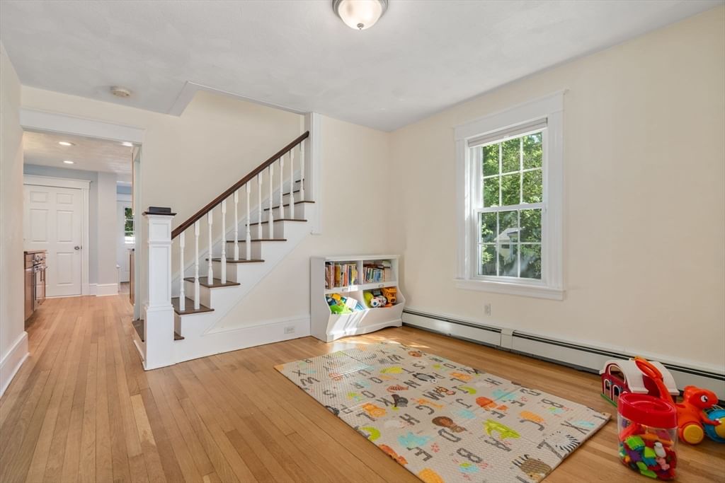 128 Pleasant St Milton — Photo 6 of 27