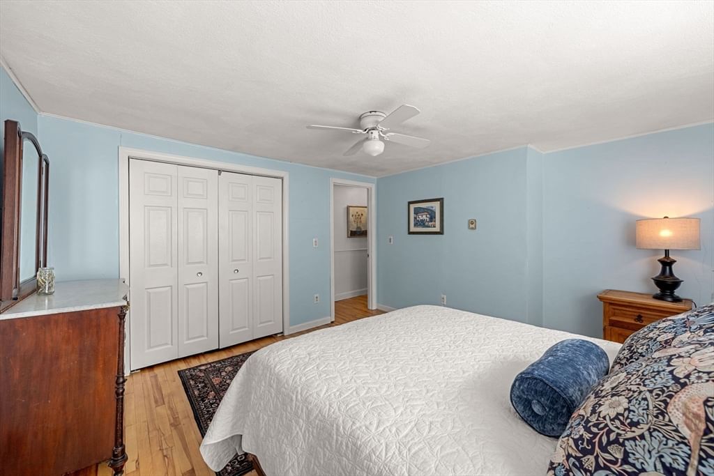 21 Burroughs St Danvers — Photo 20 of 27