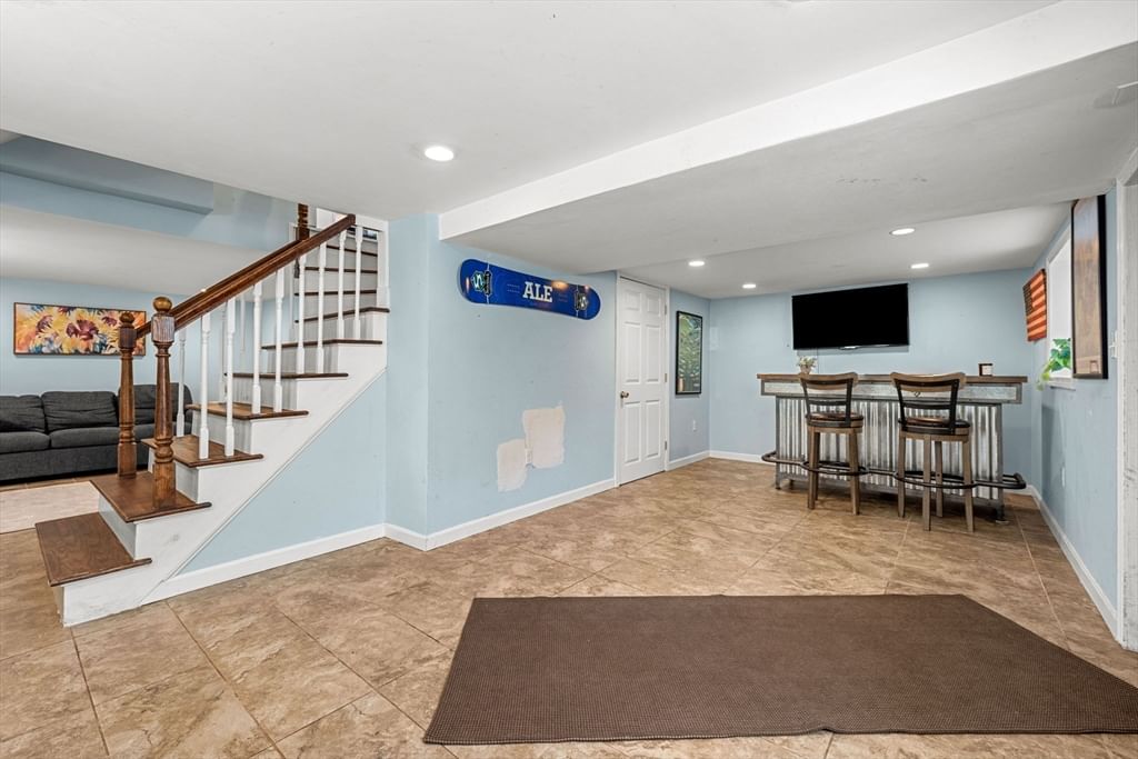 21 Burroughs St Danvers — Photo 23 of 27