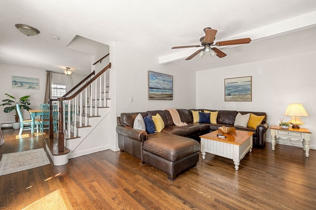 21 Burroughs St Danvers — Photo 4 of 27