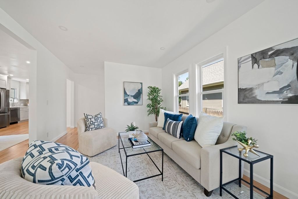100 Keith St Boston — Photo 11 of 38