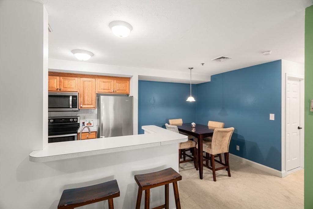 717 Washington St #F Canton — Photo 5 of 27