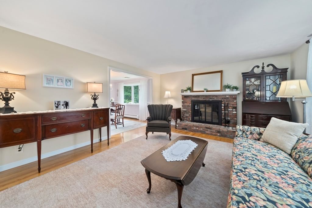 119 Hall Dr Norwell — Photo 14 of 35