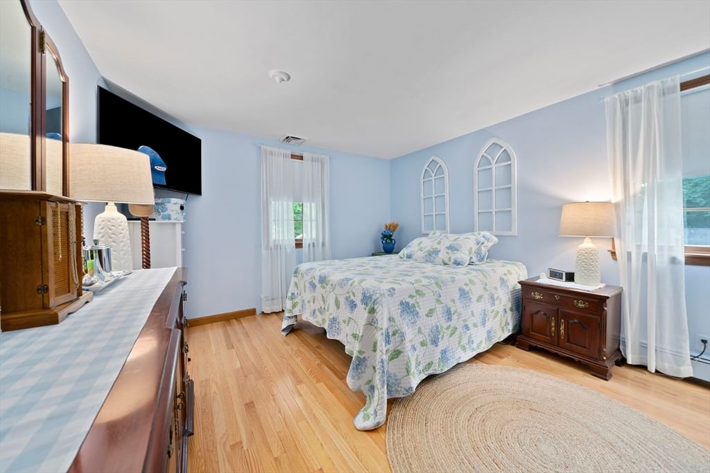 119 Hall Dr Norwell — Photo 17 of 35
