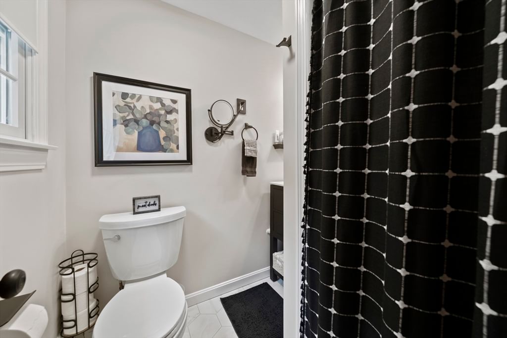 119 Hall Dr Norwell — Photo 18 of 35