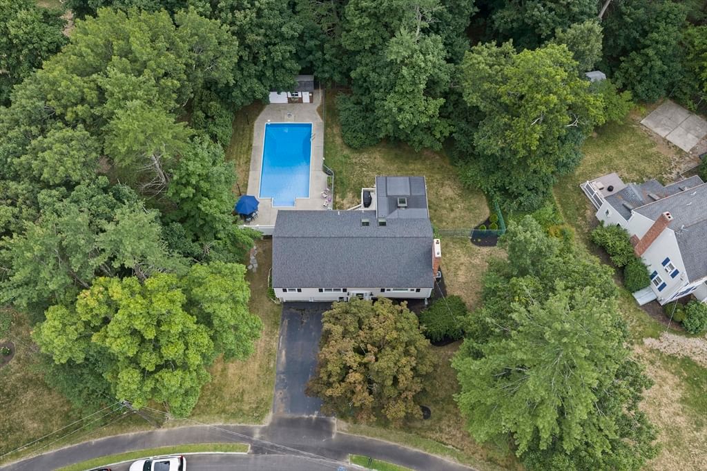119 Hall Dr Norwell — Photo 31 of 35