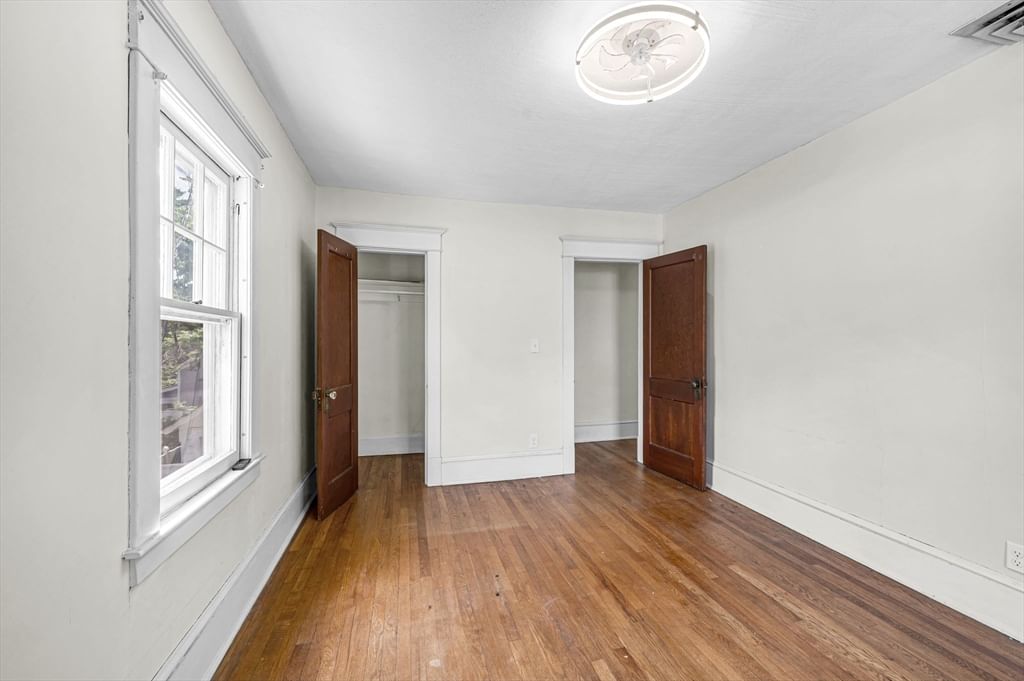 32 Marsden St Springfield — Photo 15 of 41