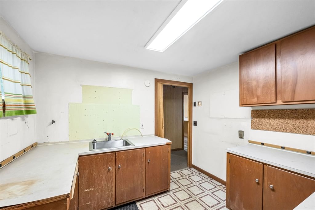 32 Marsden St Springfield — Photo 36 of 41