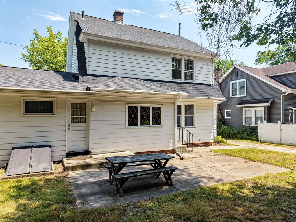 32 Marsden St Springfield — Photo 37 of 41