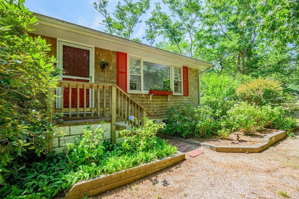 215 Cove View Rd Wellfleet — Photo 2 of 42