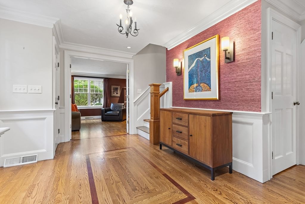 21 Foxwood Cove Holliston — Photo 3 of 42