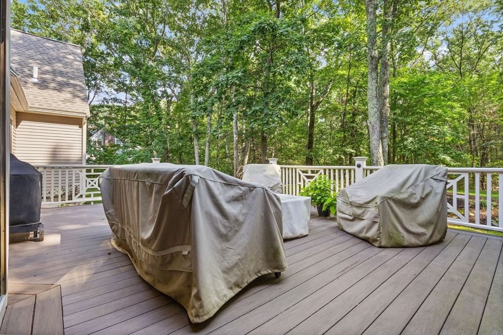 21 Foxwood Cove Holliston — Photo 37 of 42