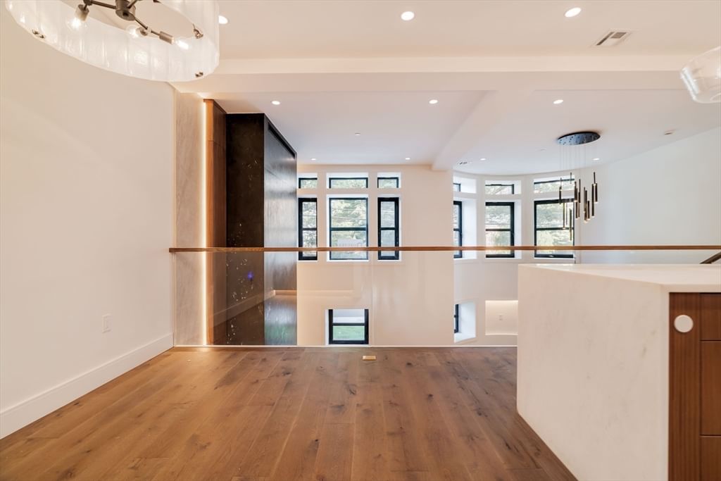 79 Park St #1 Brookline — Photo 12 of 39