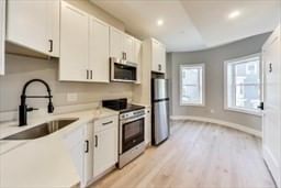 35 Delle Ave Boston — Photo 14 of 28