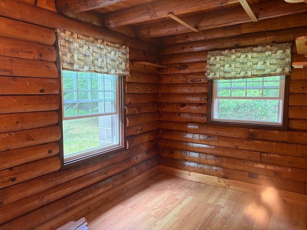 300 Lockes Village Rd, Wendell, MA 01379 photo 3