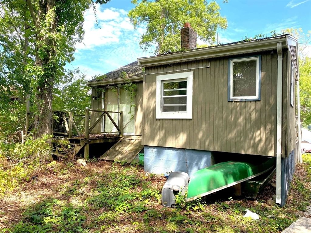 42 Lake View Rd Weymouth — Photo 6 of 18