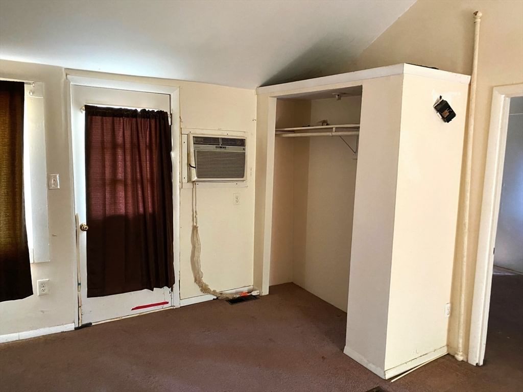 42 Lake View Rd Weymouth — Photo 9 of 18