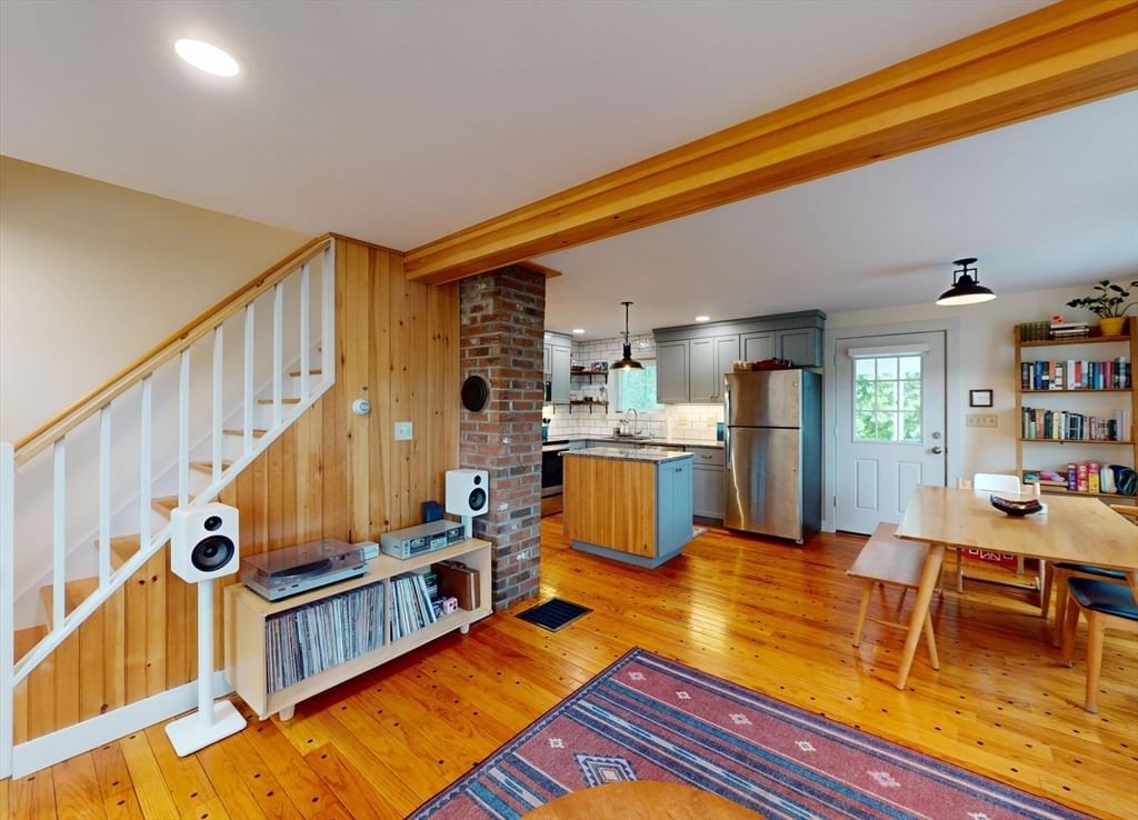 44 Green St Buckland — Photo 13 of 42