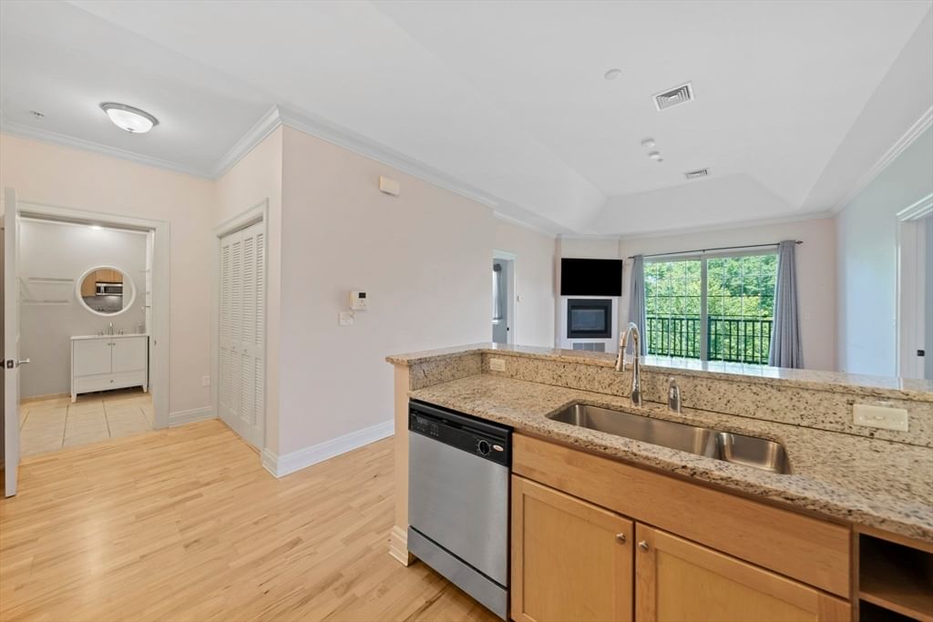 59 Walpole St #307 Canton — Photo 5 of 31