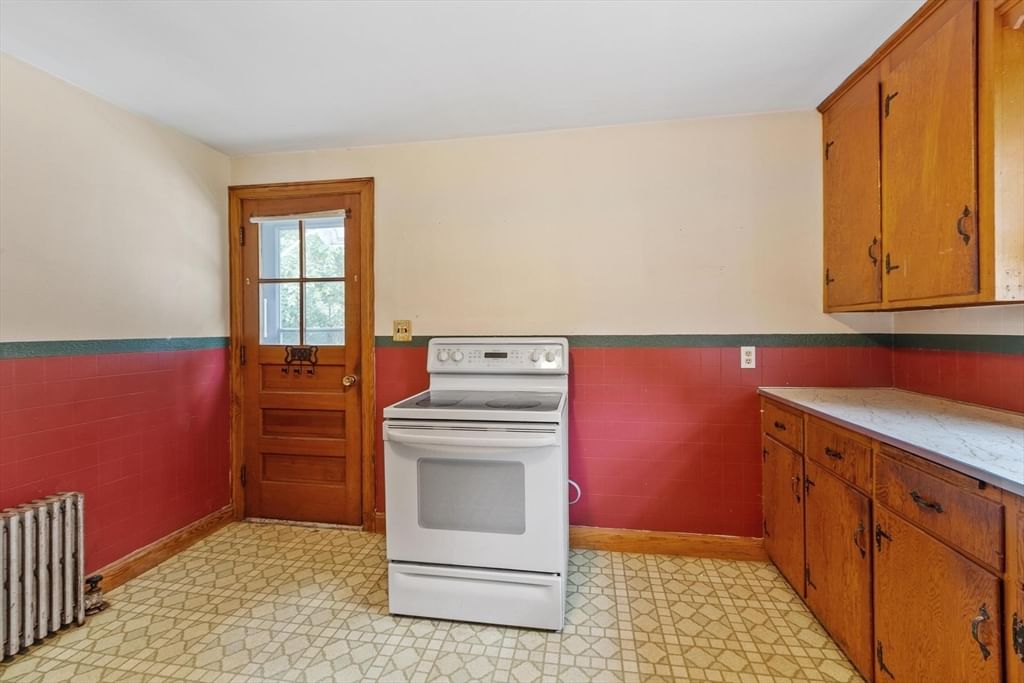 25 Starr St Leominster — Photo 4 of 16