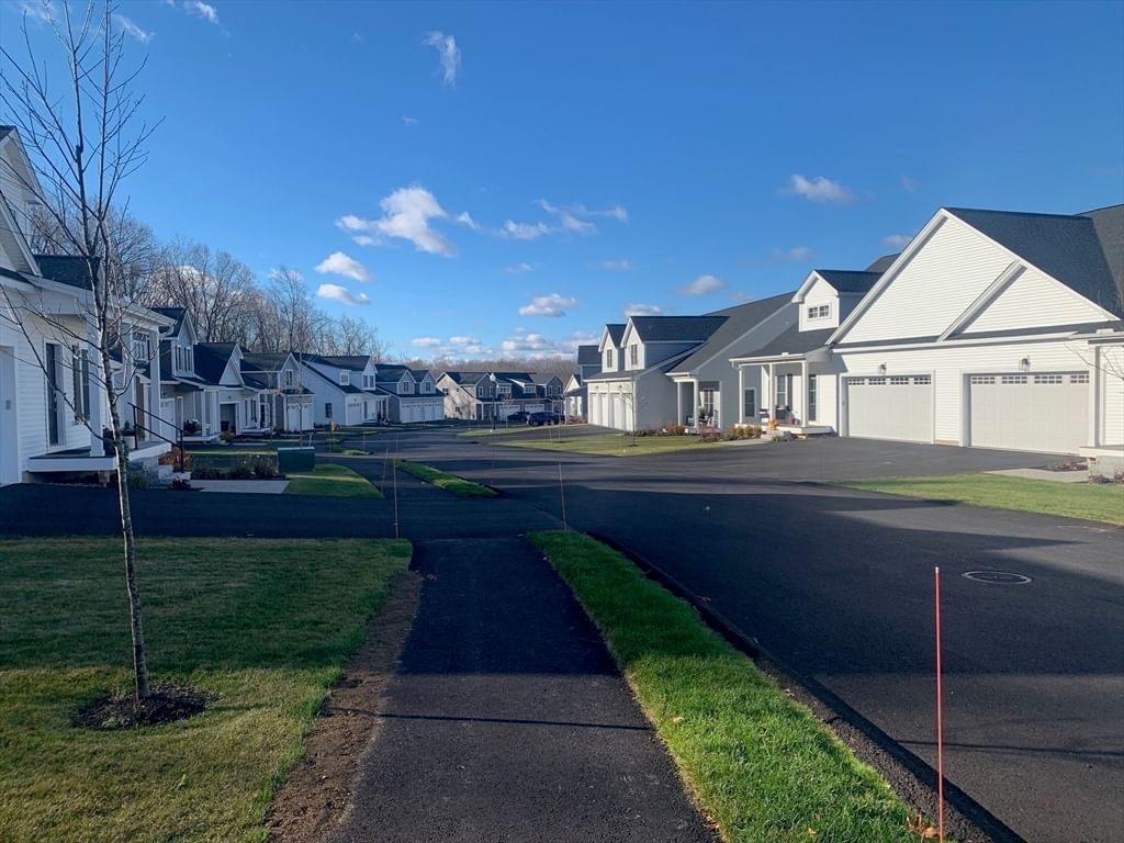 25 Salisbury Hill Blvd #48 Worcester — Photo 35 of 40