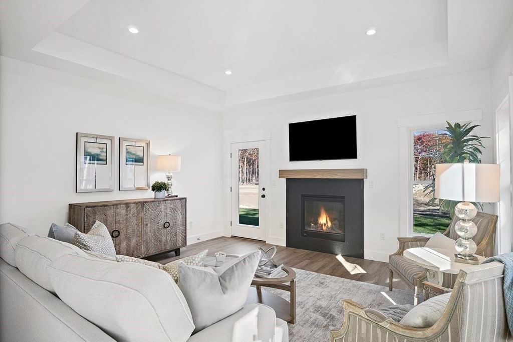 25 Salisbury Hill Blvd #48 Worcester — Photo 9 of 40