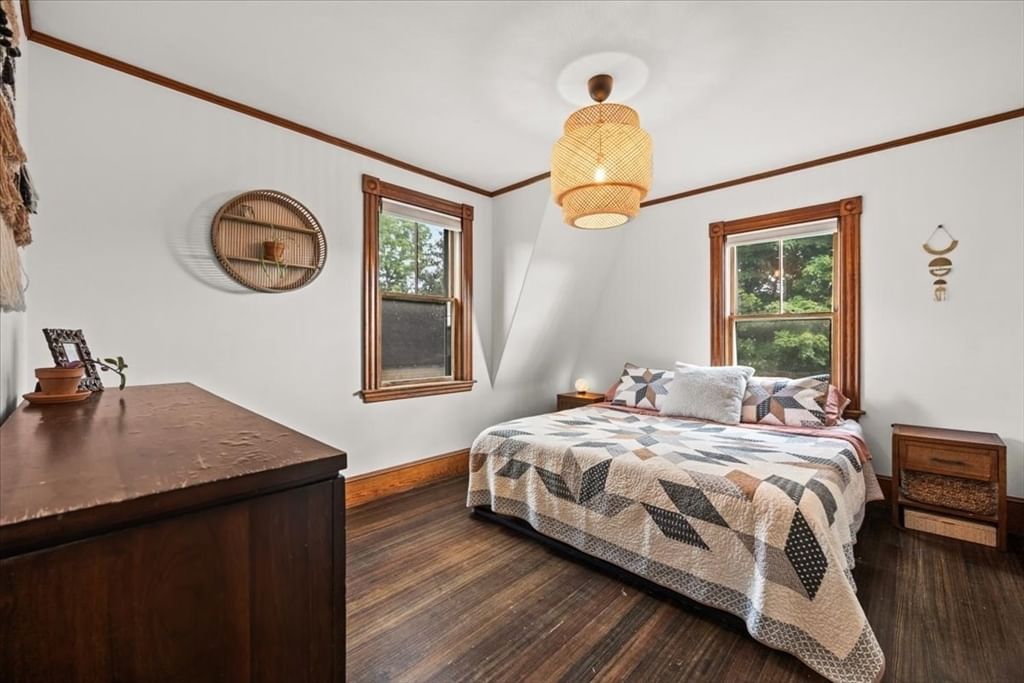 544 Main Street Acushnet — Photo 19 of 42