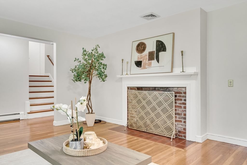 21 Wayland Hills Rd., Wayland — Photo 11 of 41