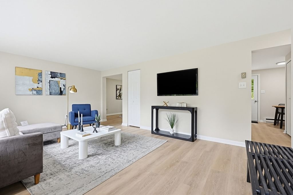 6 Bond Rd Charlton — Photo 3 of 35