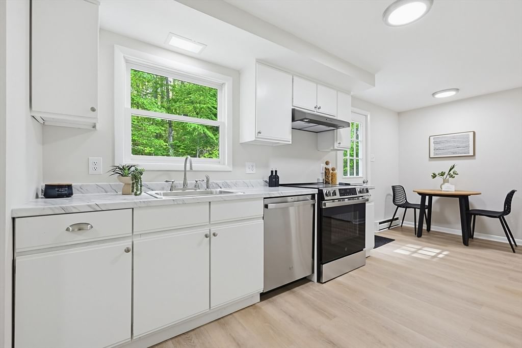 6 Bond Rd Charlton — Photo 7 of 35