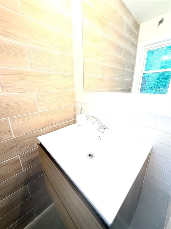 147 Mill St Westwood — Photo 30 of 42