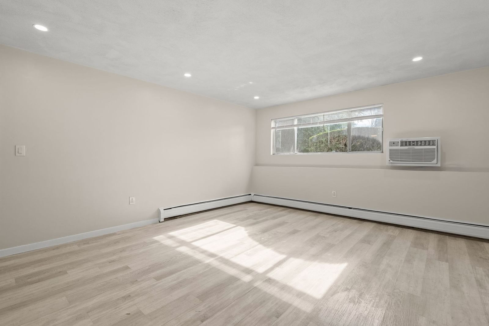68 Summer Ave #1 Stoughton — Photo 14 of 23