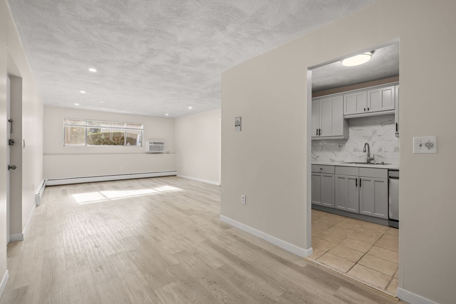 68 Summer Ave #1 Stoughton — Photo 9 of 23